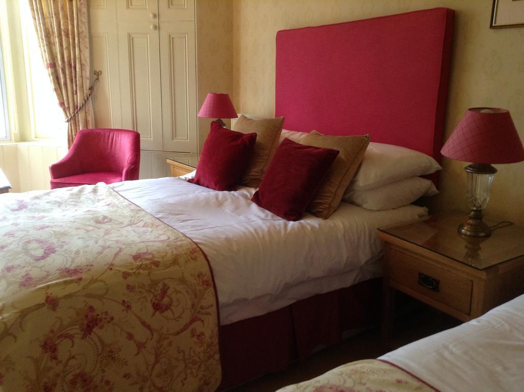 Craigroyston House Bed & Breakfast Pitlochry Room photo